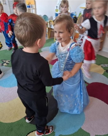 d54e9cce-0f49-44e0-a65d-796ec4f8cc3f