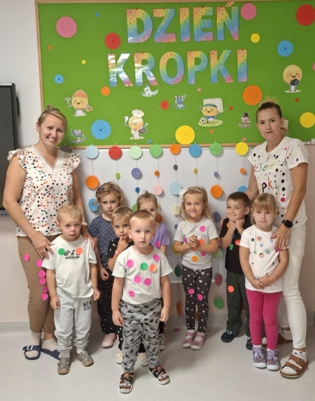DZIEŃ KROPKI
