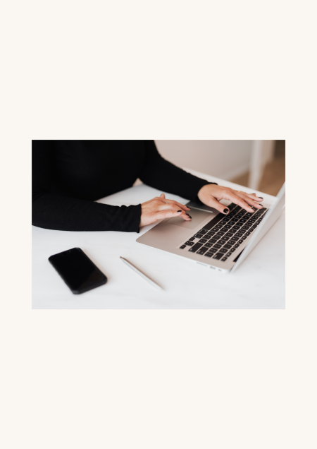 CZAS PRACY SEKRETARIATU